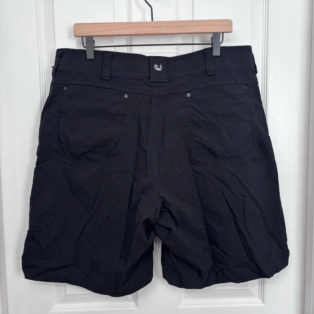 Black Performance Shorts | Wrangler Size 38